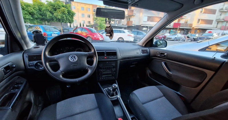 Volkswagen Golf cena 5200 przebieg: 294765, rok produkcji 2002 z Kielce małe 106